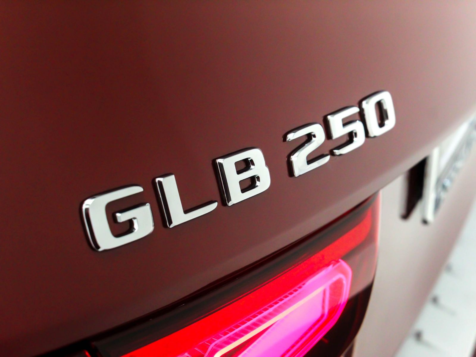 New 2020 MercedesBenz GLB GLB 250 SUV in N157806
