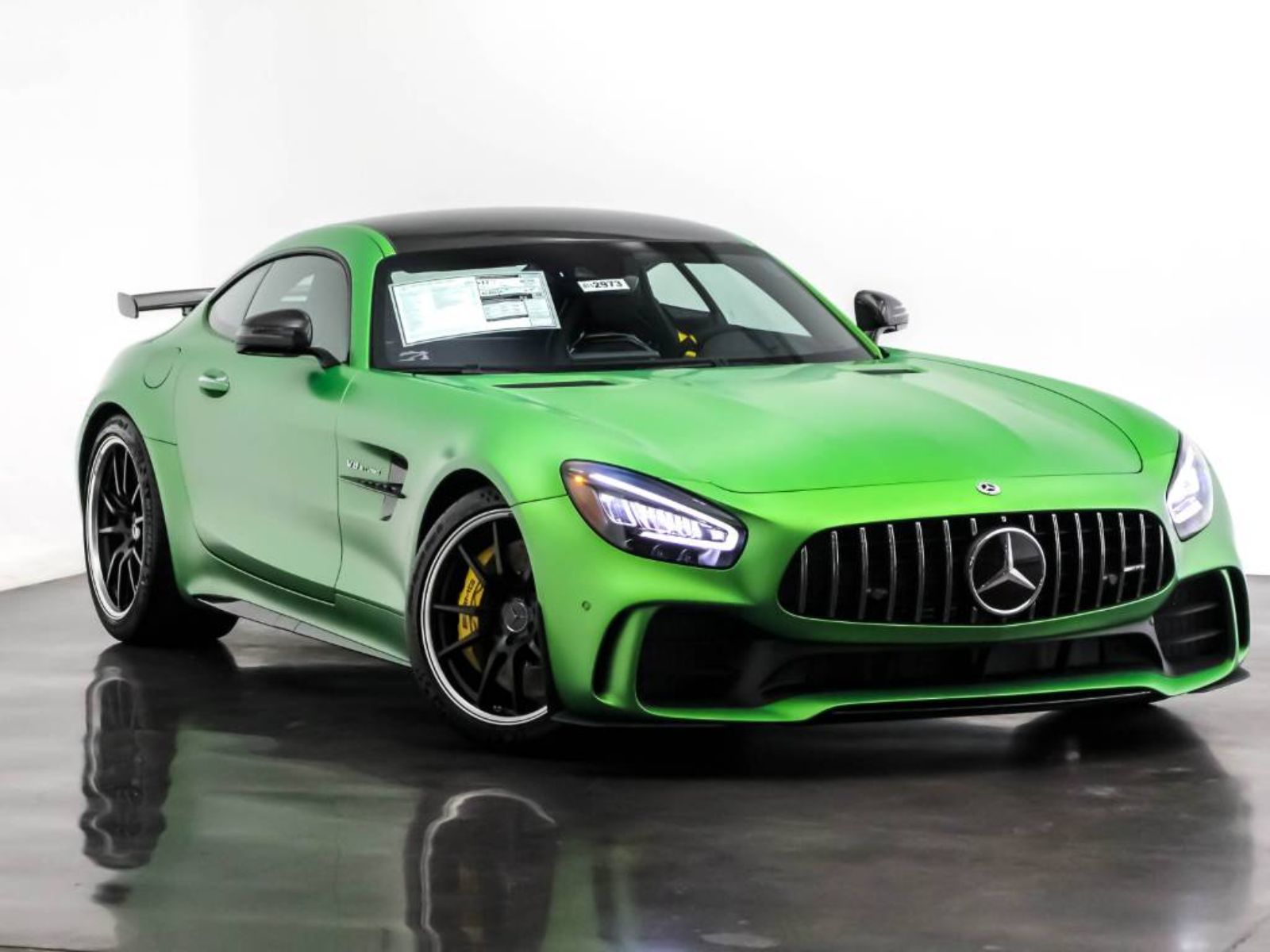 New 2020 Mercedes Benz Amg Gt Amg Gt R Coupe In N152973